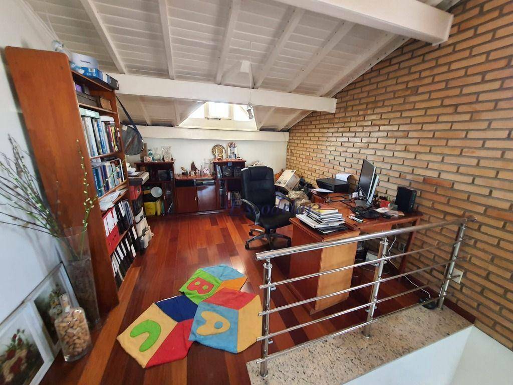 Sobrado à venda com 4 quartos, 200m² - Foto 29