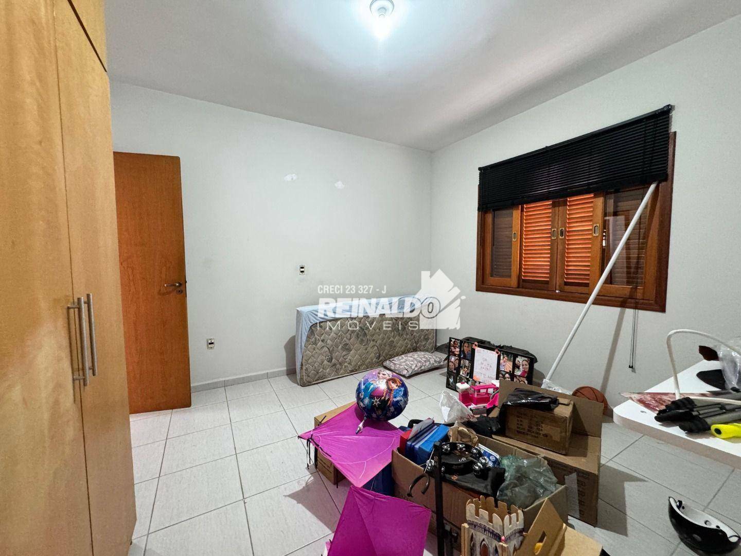 Casa à venda com 3 quartos, 153m² - Foto 4