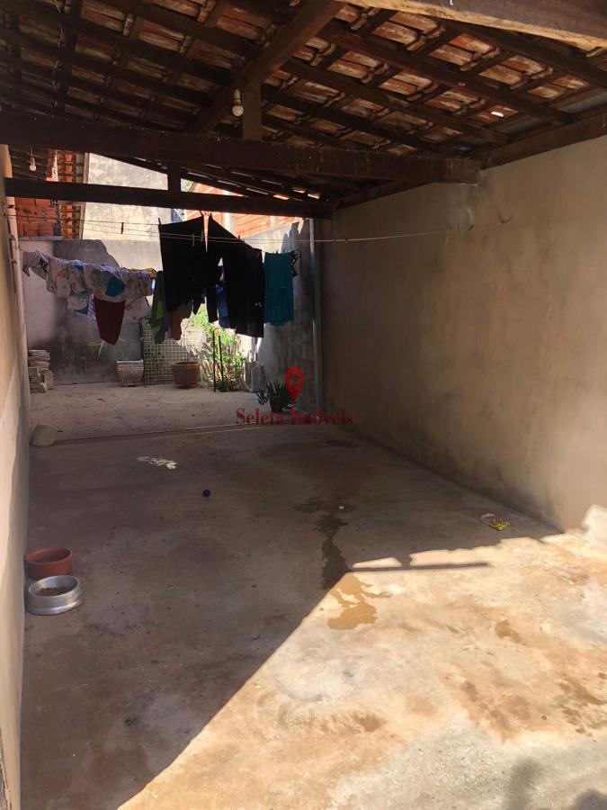 Casa à venda com 2 quartos, 180m² - Foto 13