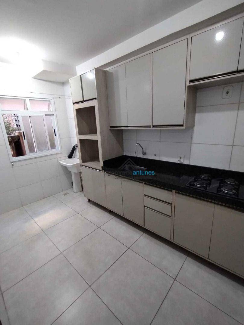 Apartamento à venda com 2 quartos, 49m² - Foto 4