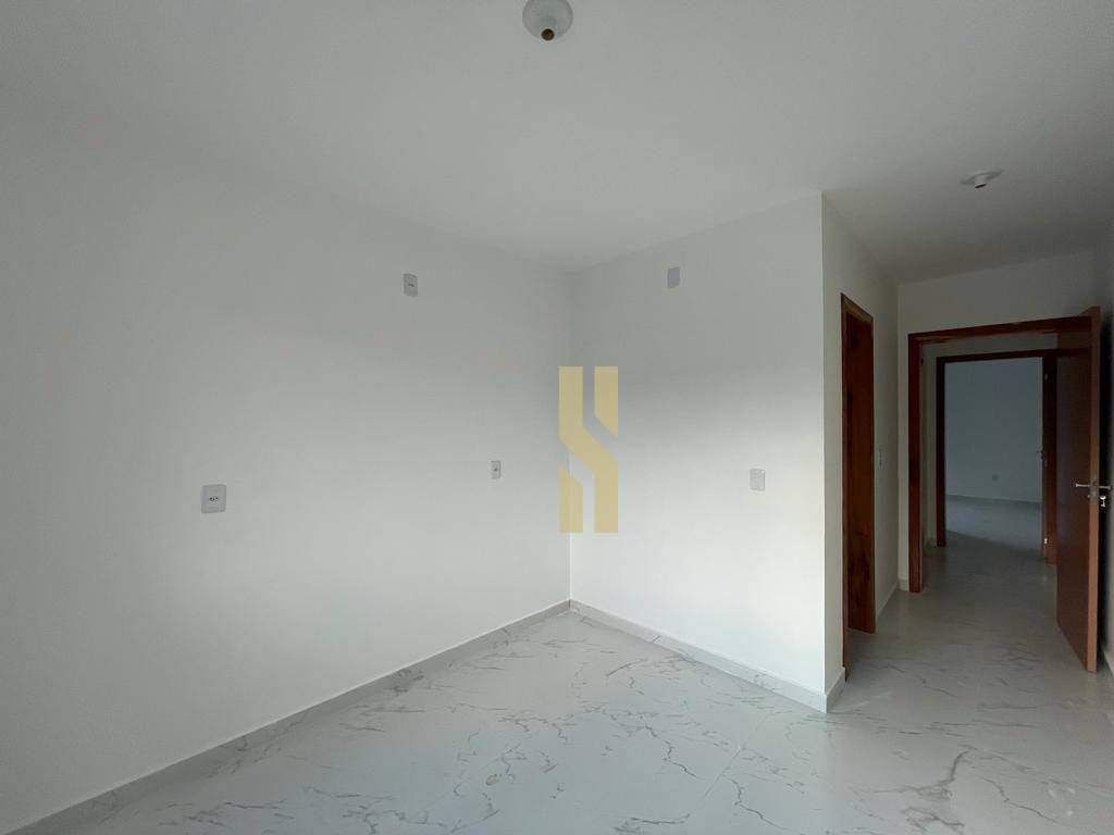 Casa à venda com 2 quartos, 75m² - Foto 14