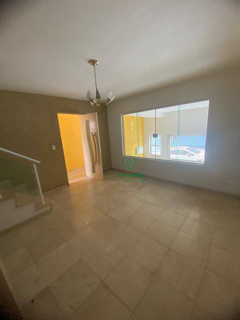 Sobrado à venda com 3 quartos, 264m² - Foto 4