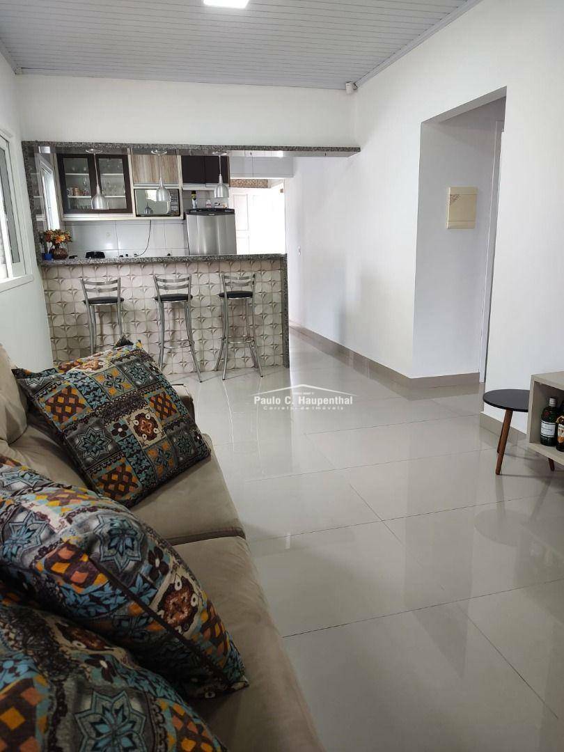 Casa à venda com 2 quartos, 100m² - Foto 3