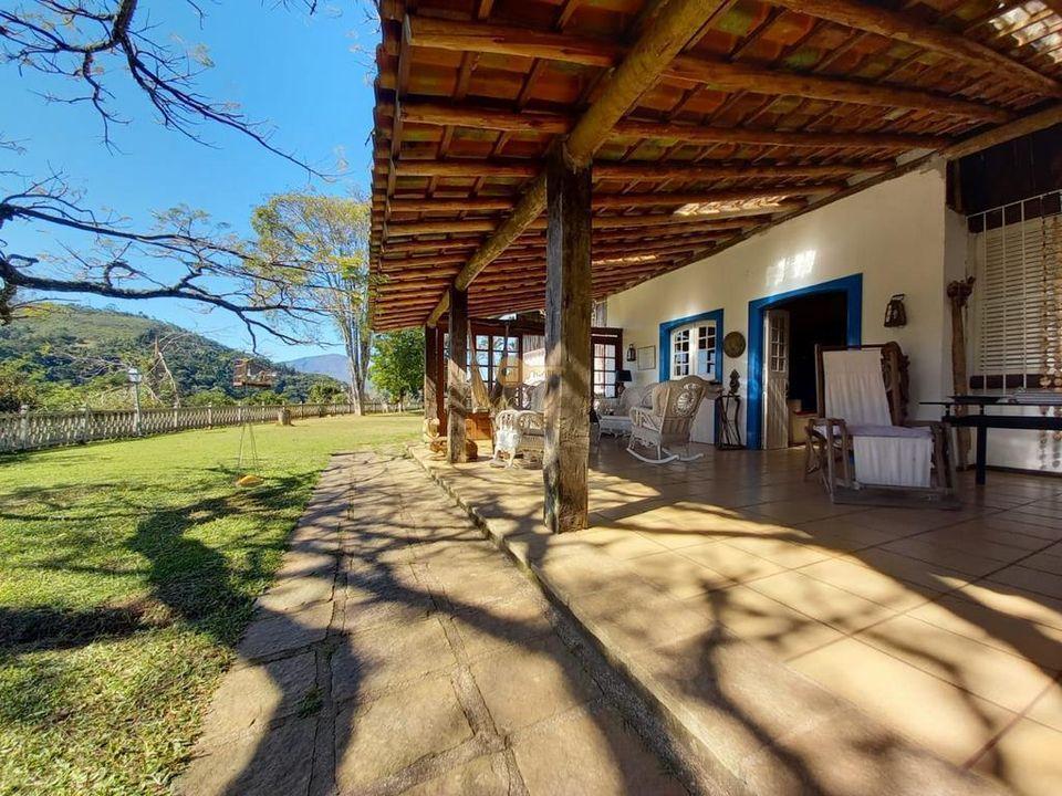 Casa à venda com 7 quartos, 3000m² - Foto 7