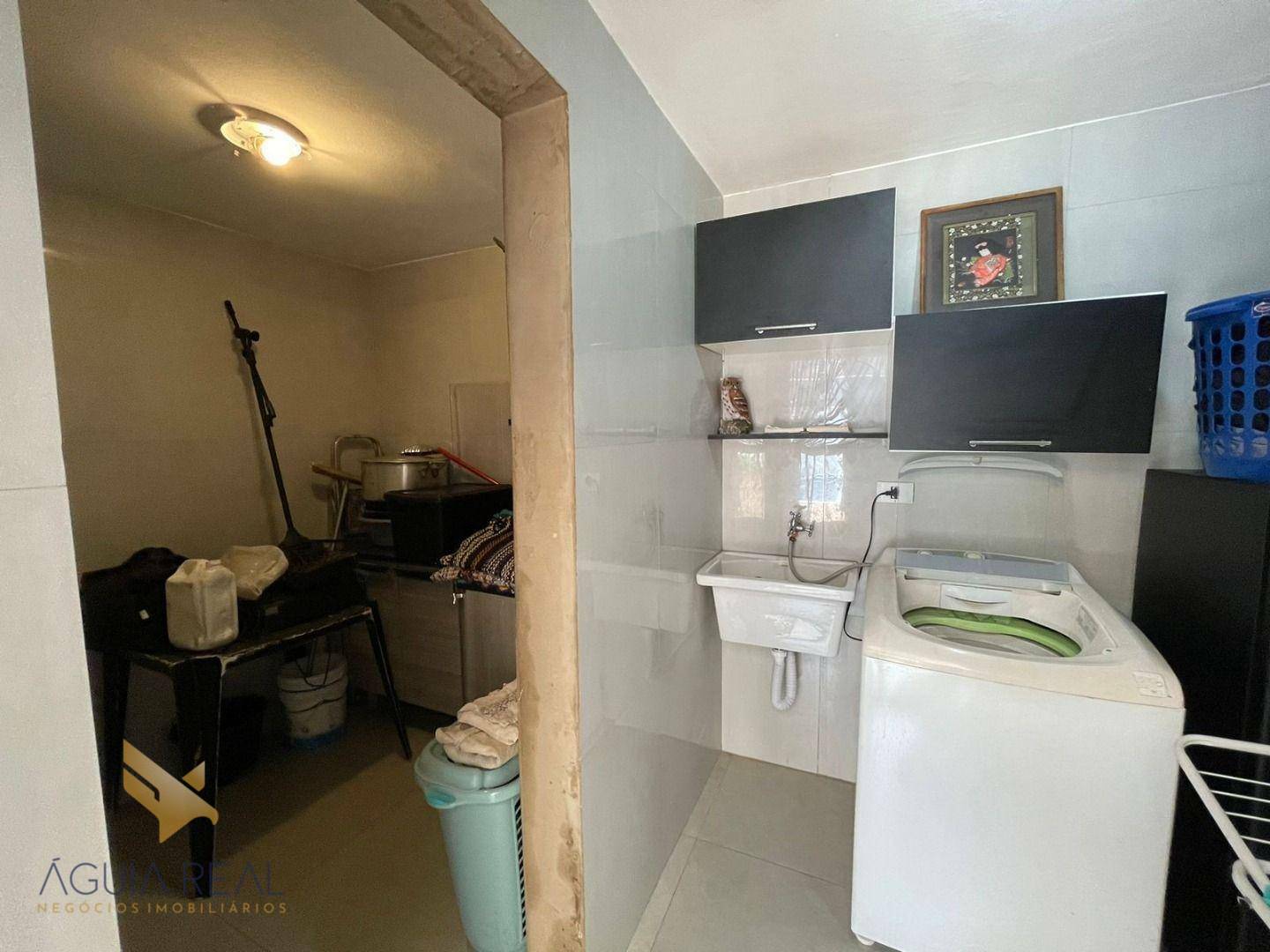 Casa à venda com 4 quartos, 230m² - Foto 19