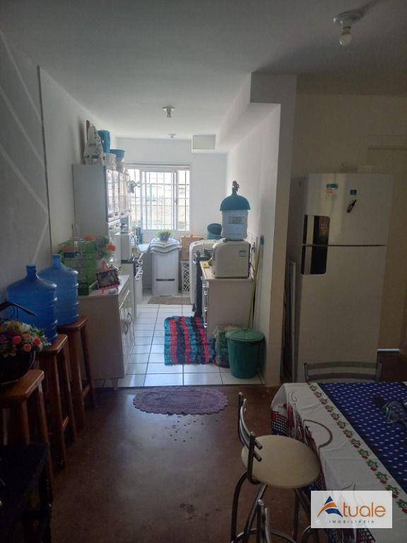 Apartamento à venda com 2 quartos, 49m² - Foto 2