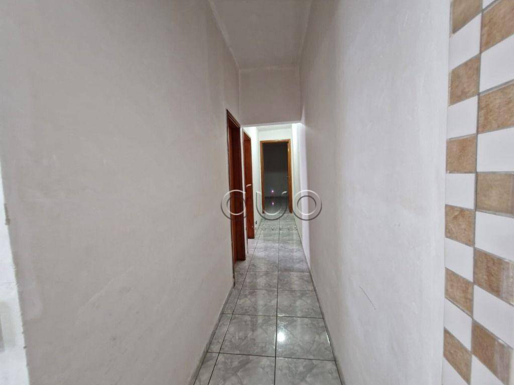 Casa à venda com 2 quartos, 70m² - Foto 9