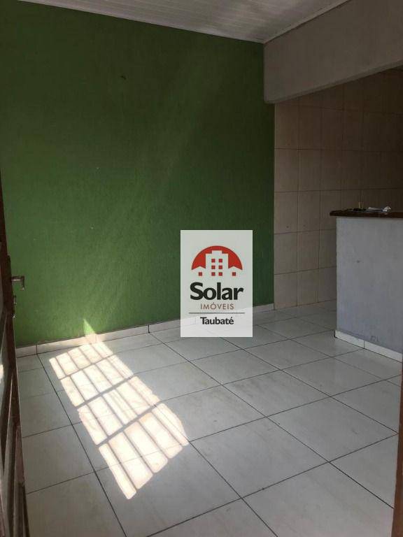 Casa à venda com 2 quartos, 90m² - Foto 2