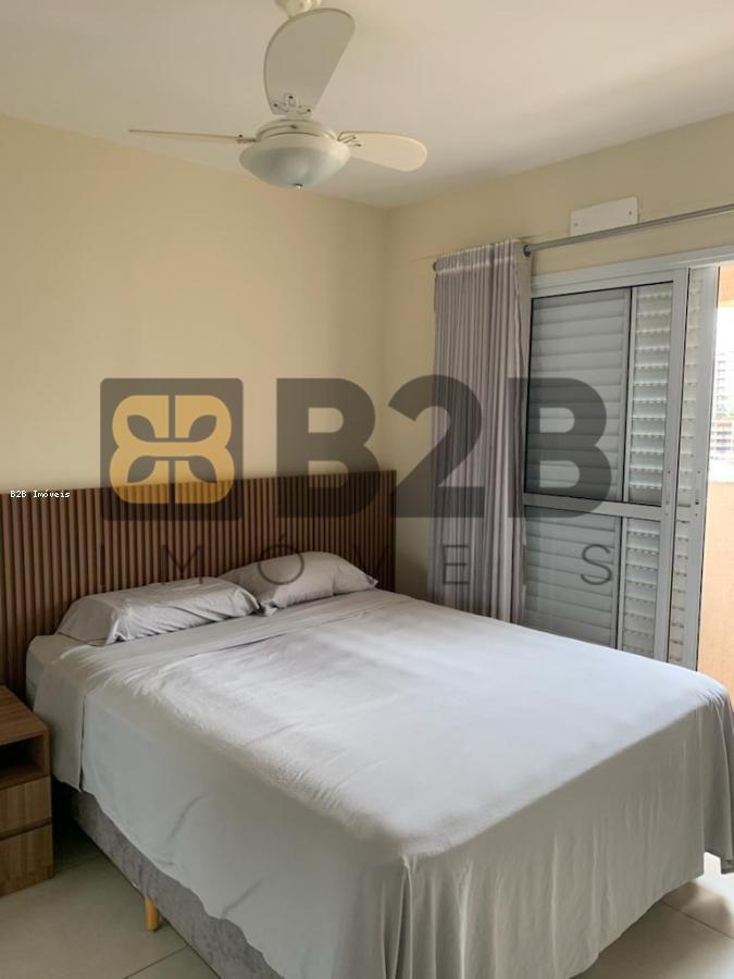 Apartamento à venda com 3 quartos, 94m² - Foto 11