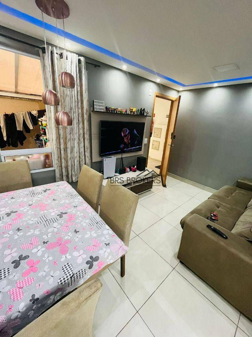 Apartamento à venda com 2 quartos, 60m² - Foto 4