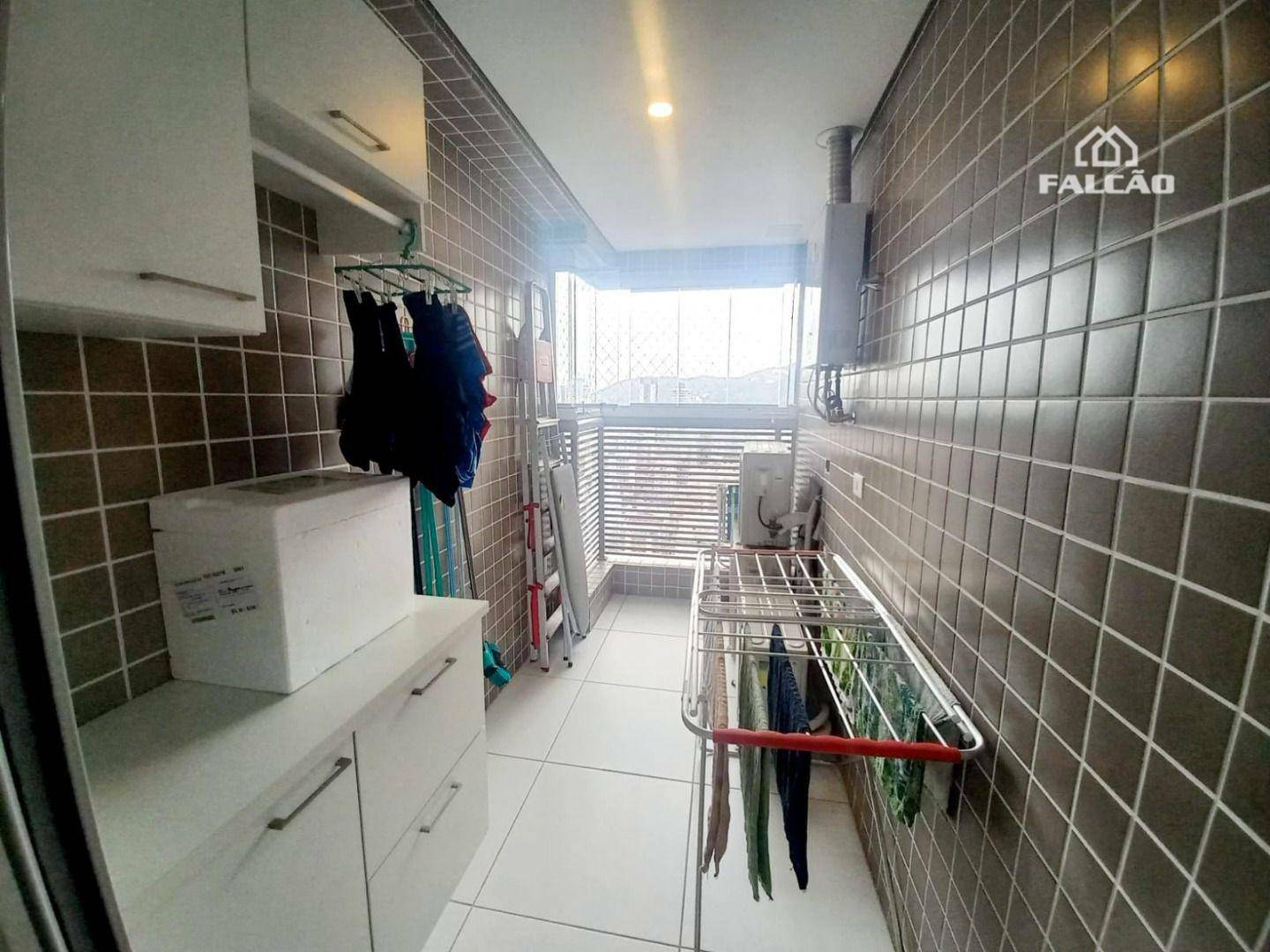 Apartamento à venda com 3 quartos, 123m² - Foto 27