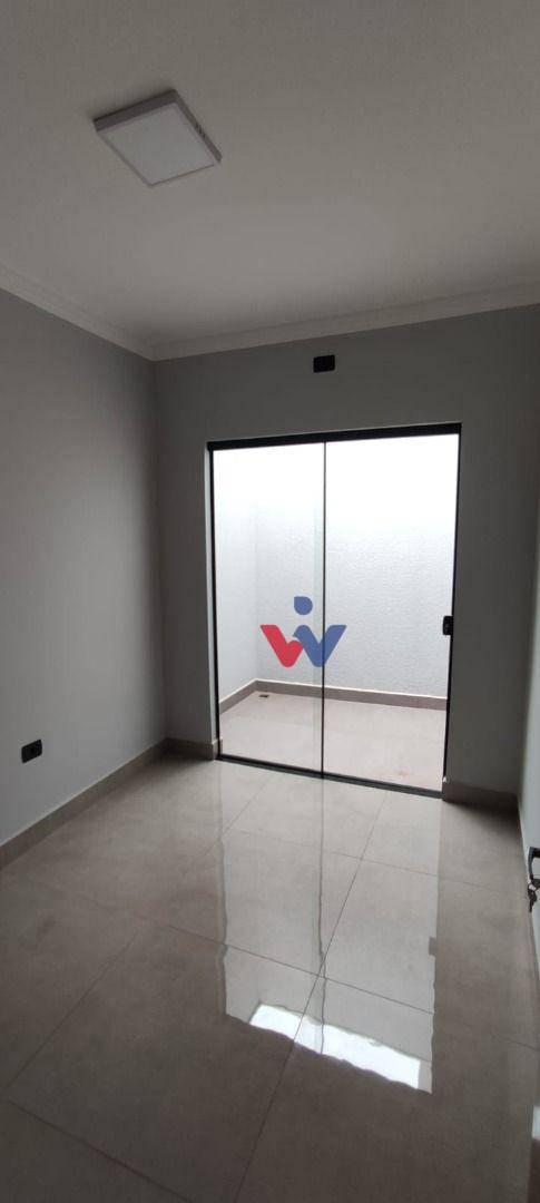 Casa à venda com 3 quartos, 80m² - Foto 25