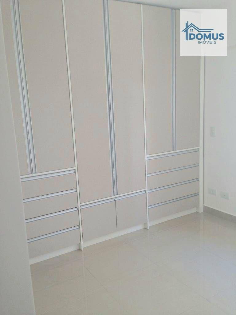 Apartamento para alugar com 2 quartos, 80m² - Foto 19