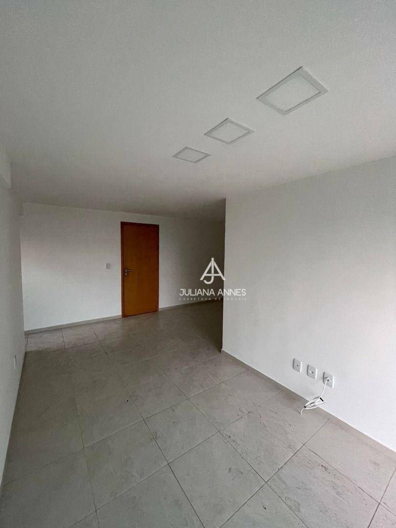 Apartamento à venda com 3 quartos, 85m² - Foto 7