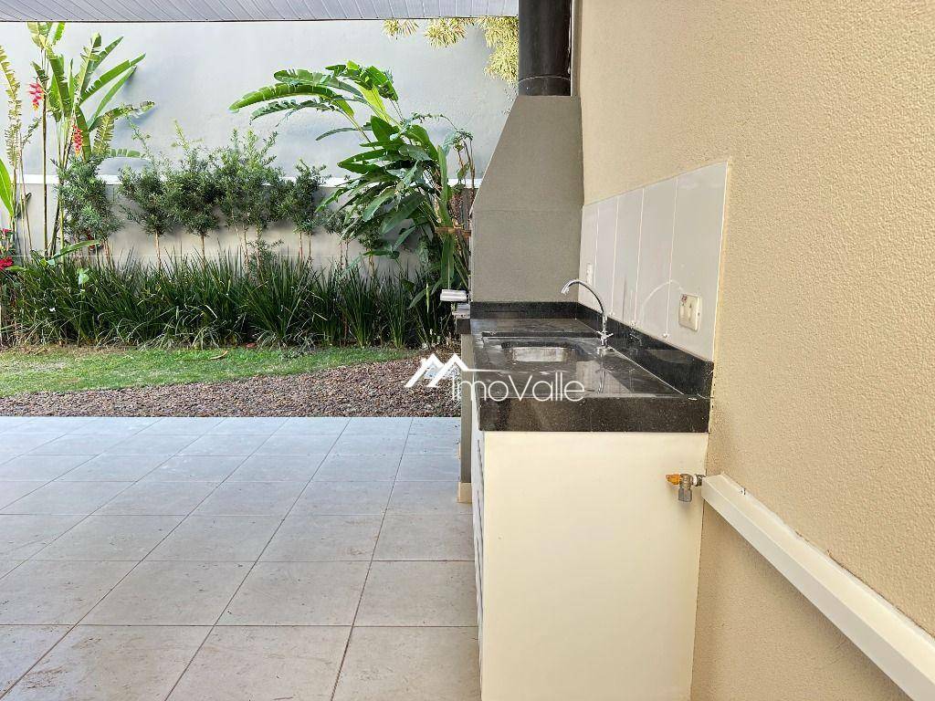 Casa de Condomínio para alugar com 4 quartos, 280m² - Foto 5