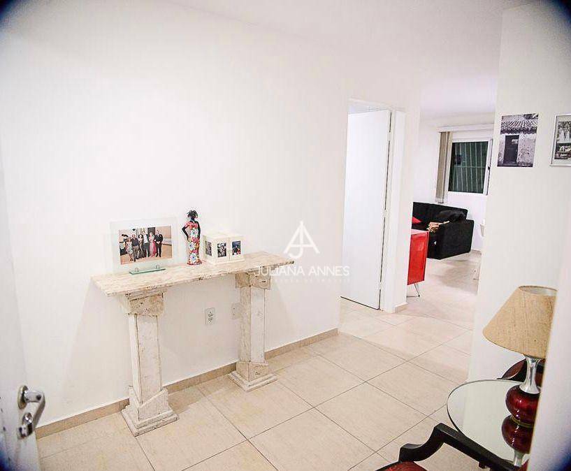 Apartamento à venda com 2 quartos, 60m² - Foto 6