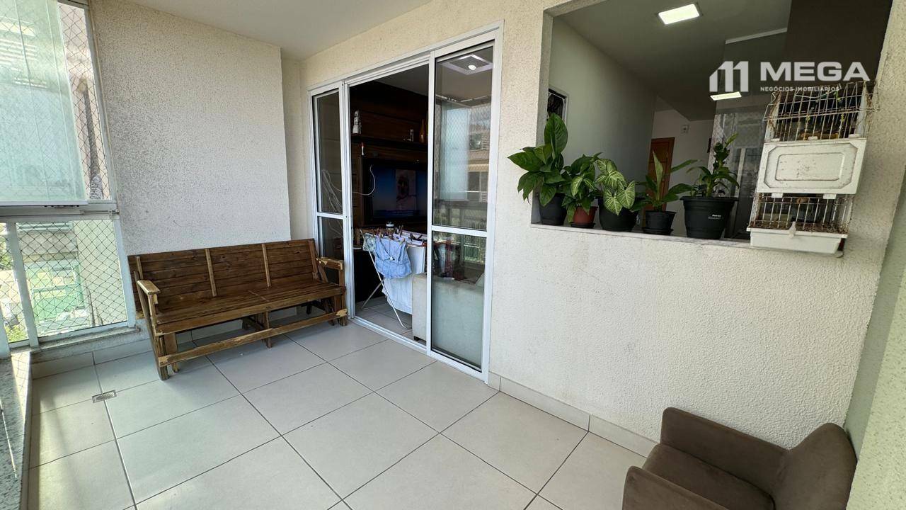 Apartamento à venda com 3 quartos, 75m² - Foto 8