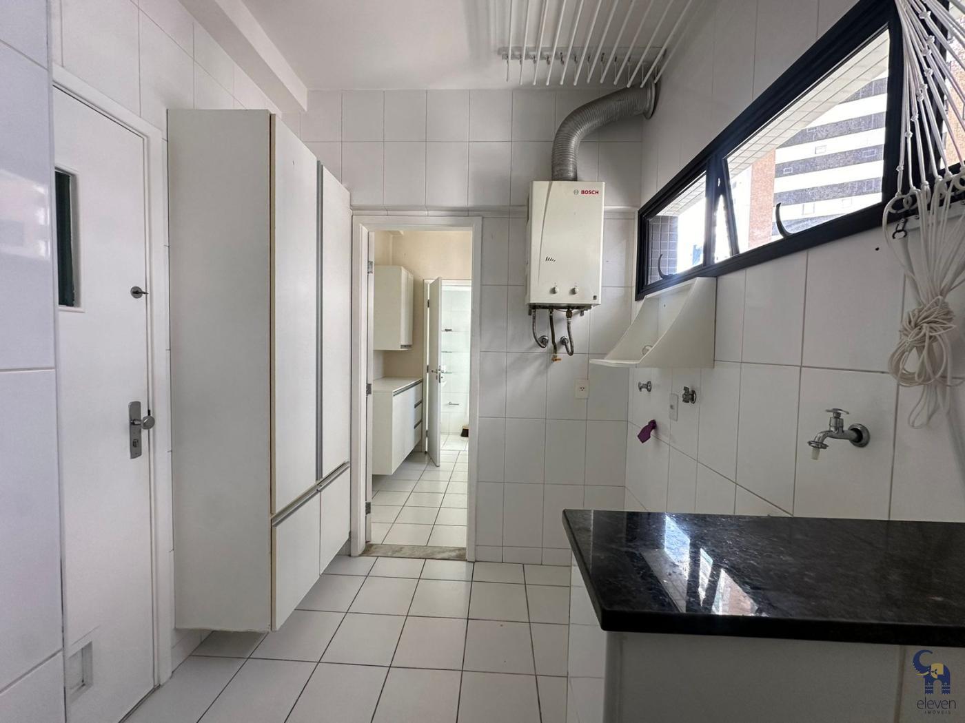 Apartamento à venda com 4 quartos, 149m² - Foto 11