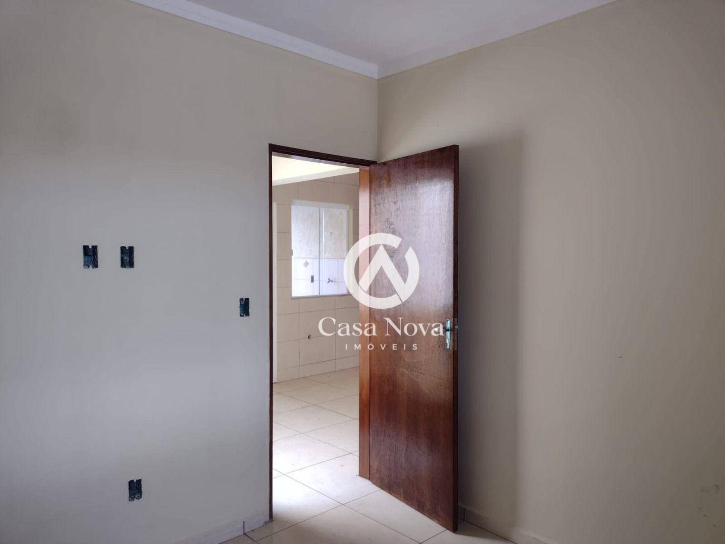 Casa à venda com 2 quartos, 120m² - Foto 9