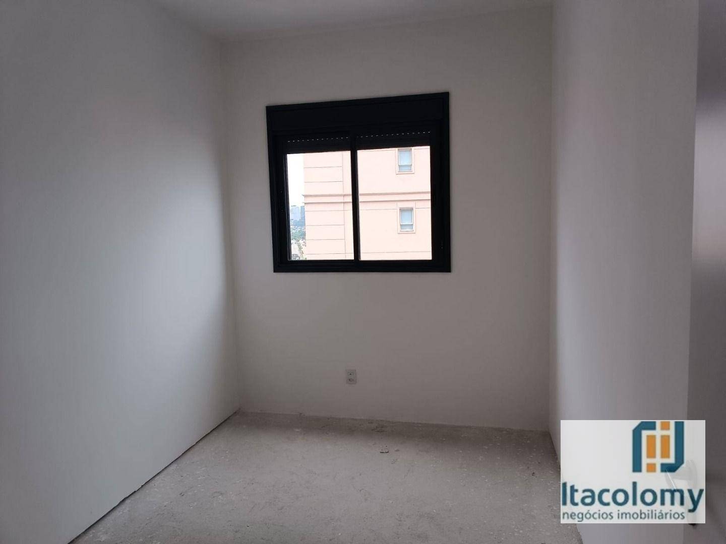 Apartamento à venda com 3 quartos, 69m² - Foto 4