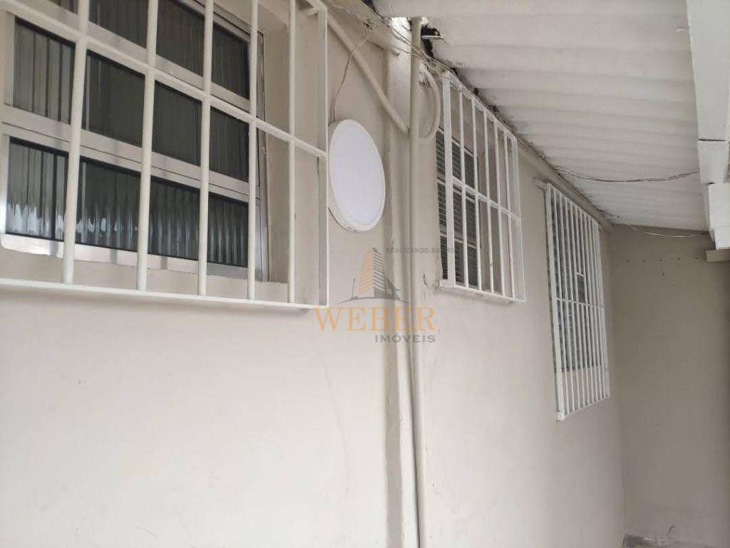 Casa à venda com 4 quartos, 120m² - Foto 23