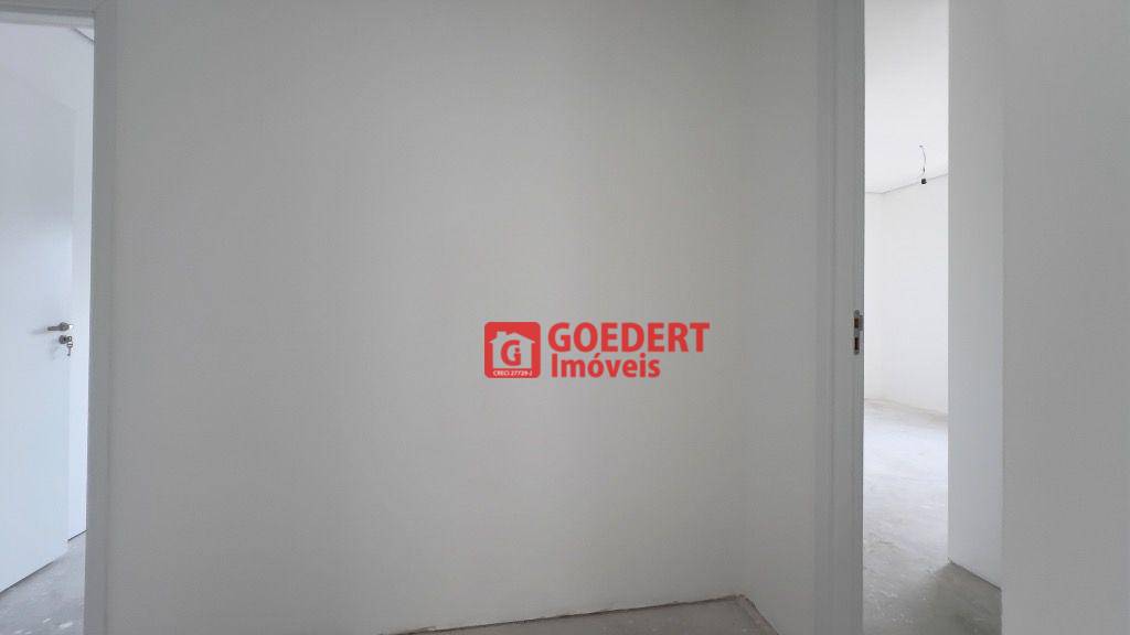 Apartamento à venda com 3 quartos, 150m² - Foto 10