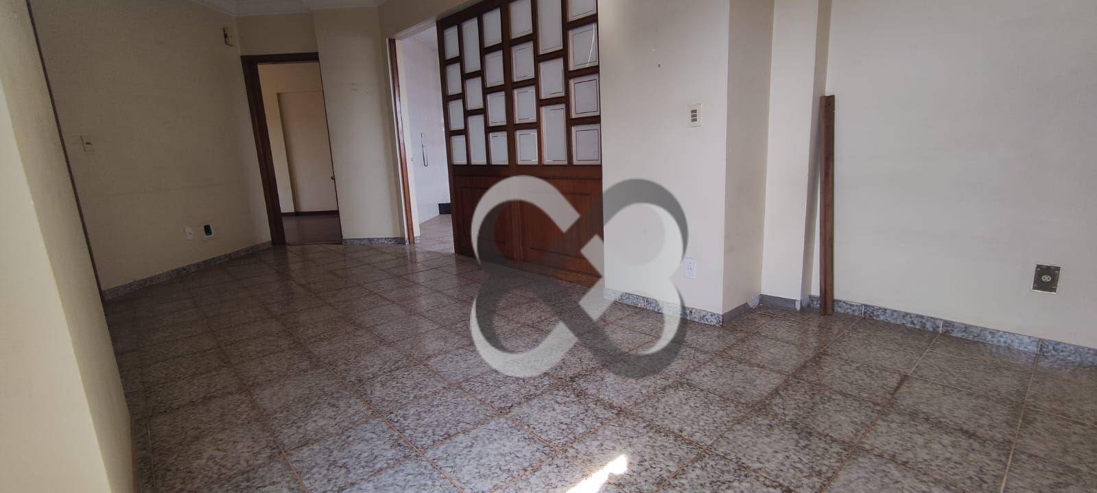 Apartamento à venda com 3 quartos, 150m² - Foto 9