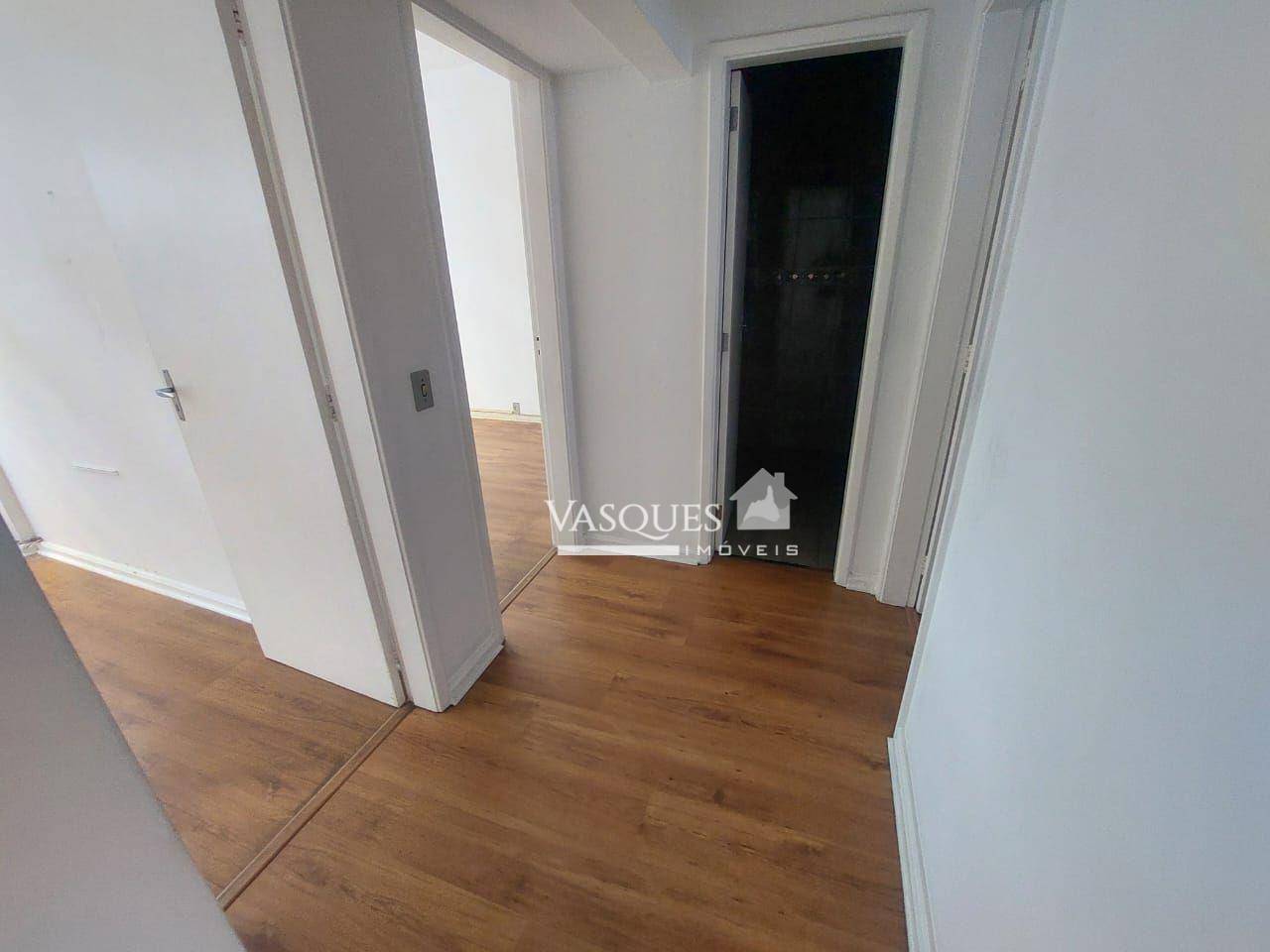 Apartamento para alugar com 3 quartos, 100m² - Foto 4