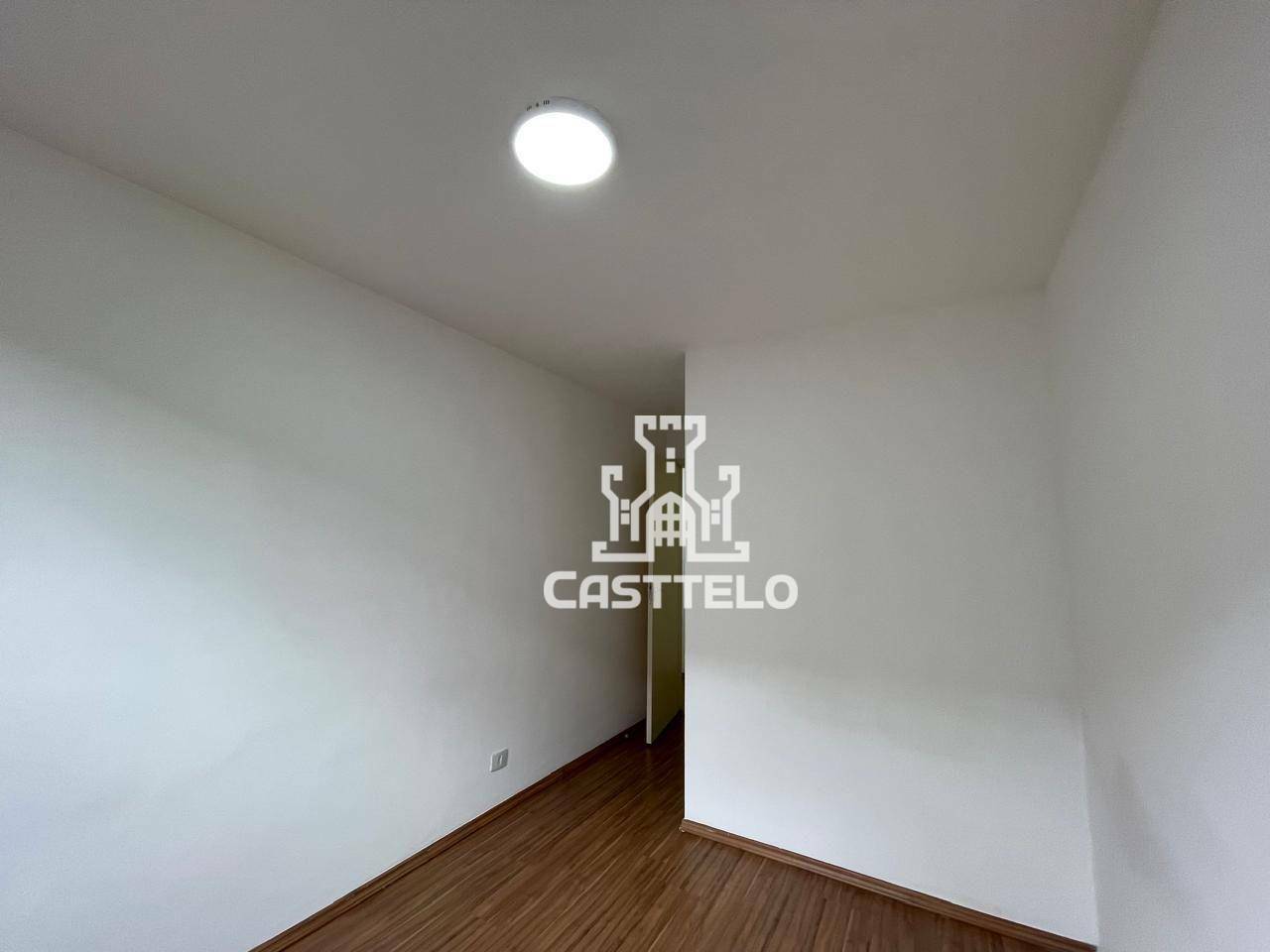 Apartamento à venda com 2 quartos, 55m² - Foto 4