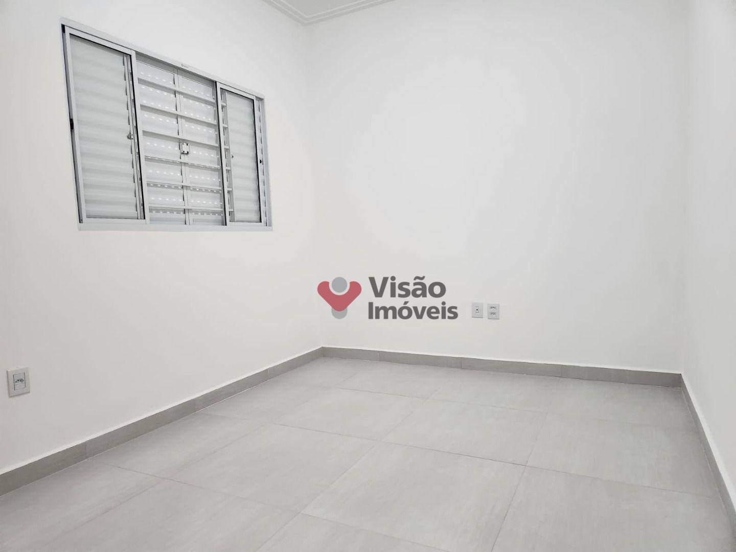 Casa à venda com 3 quartos, 88m² - Foto 12