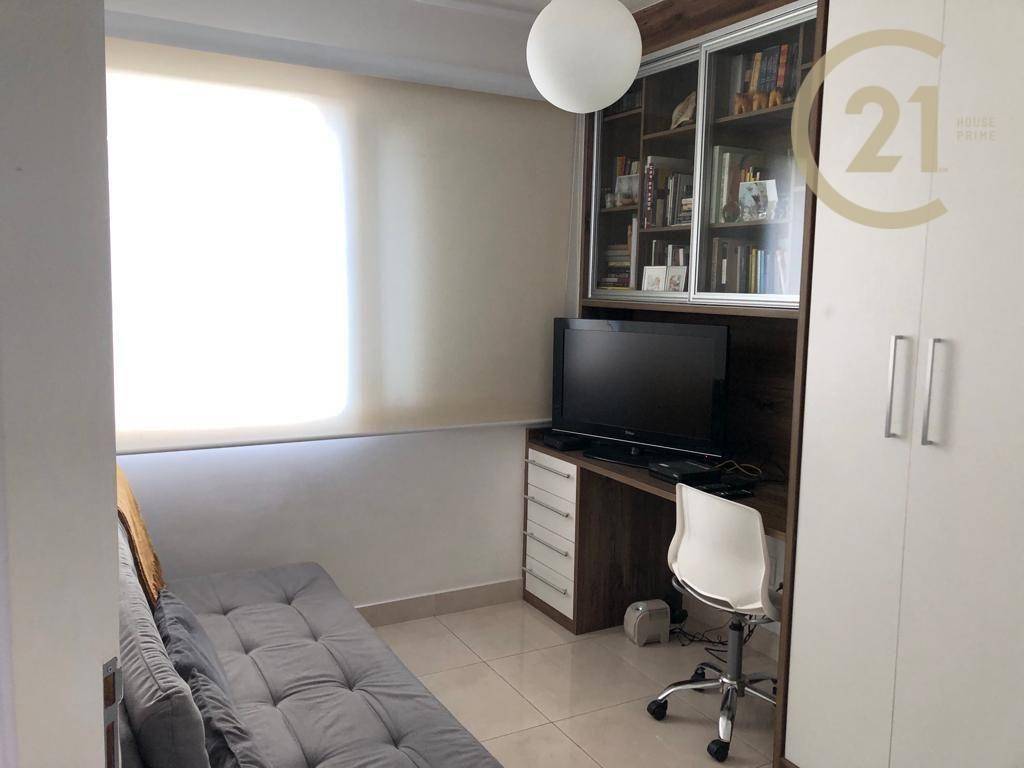 Apartamento à venda com 2 quartos, 67m² - Foto 9