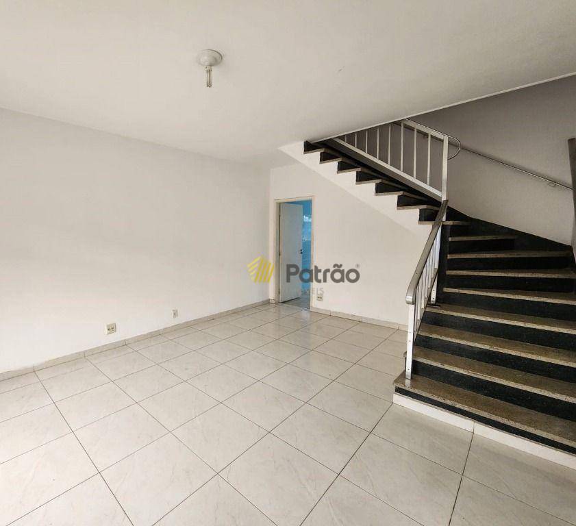 Sobrado para alugar com 2 quartos, 139m² - Foto 3