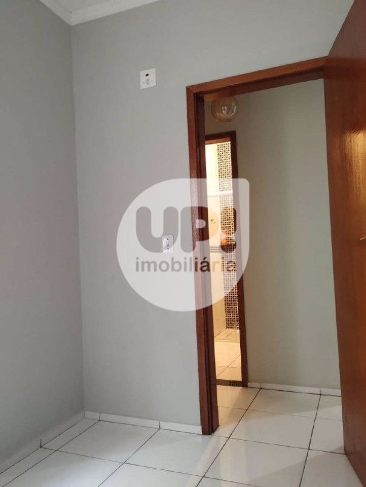 Casa à venda com 2 quartos, 107m² - Foto 15