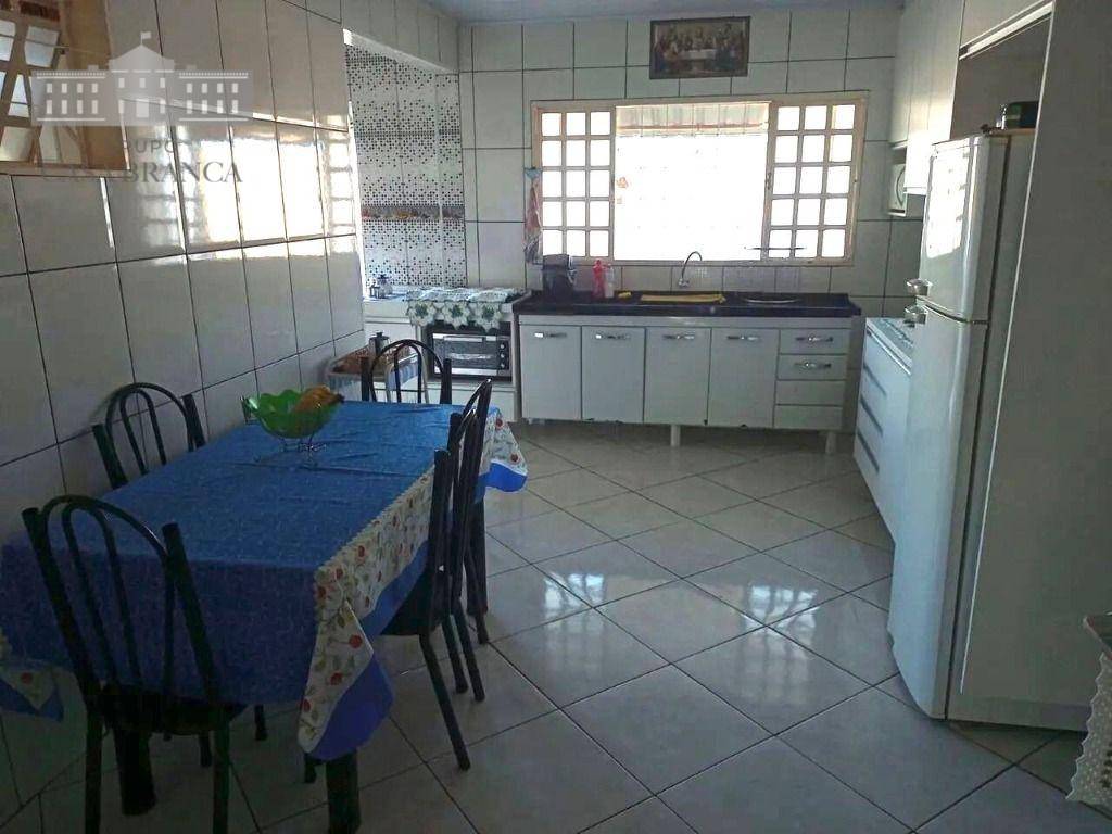 Casa de Condomínio à venda com 2 quartos, 45m² - Foto 1