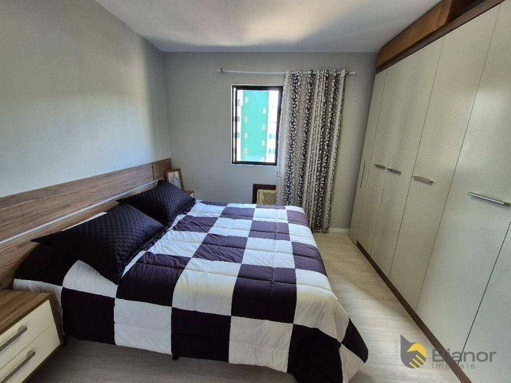 Apartamento à venda com 3 quartos, 87m² - Foto 16