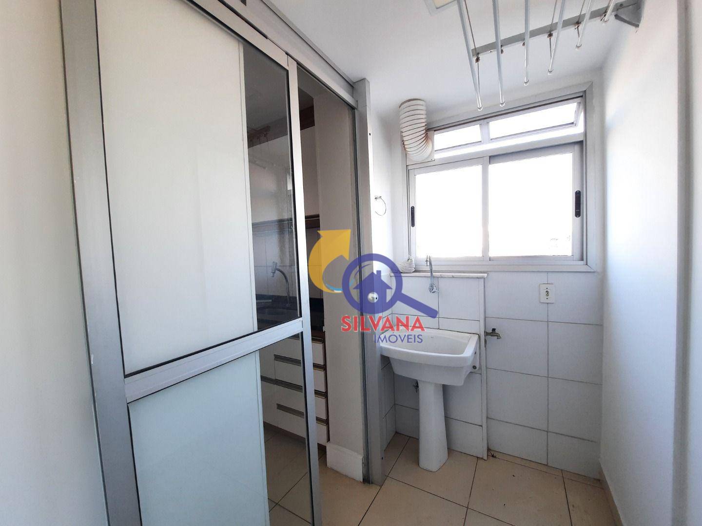 Apartamento à venda com 3 quartos, 82m² - Foto 7