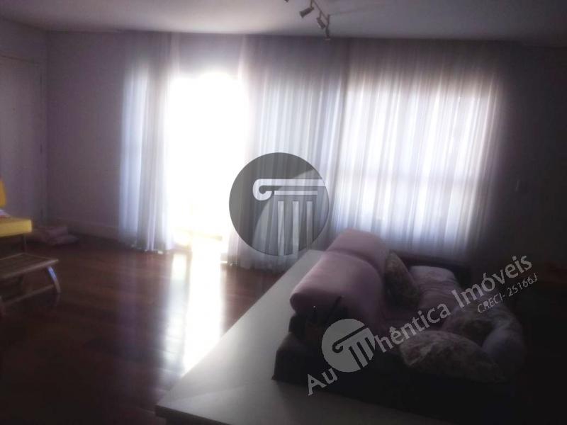 Apartamento à venda com 3 quartos, 150m² - Foto 8