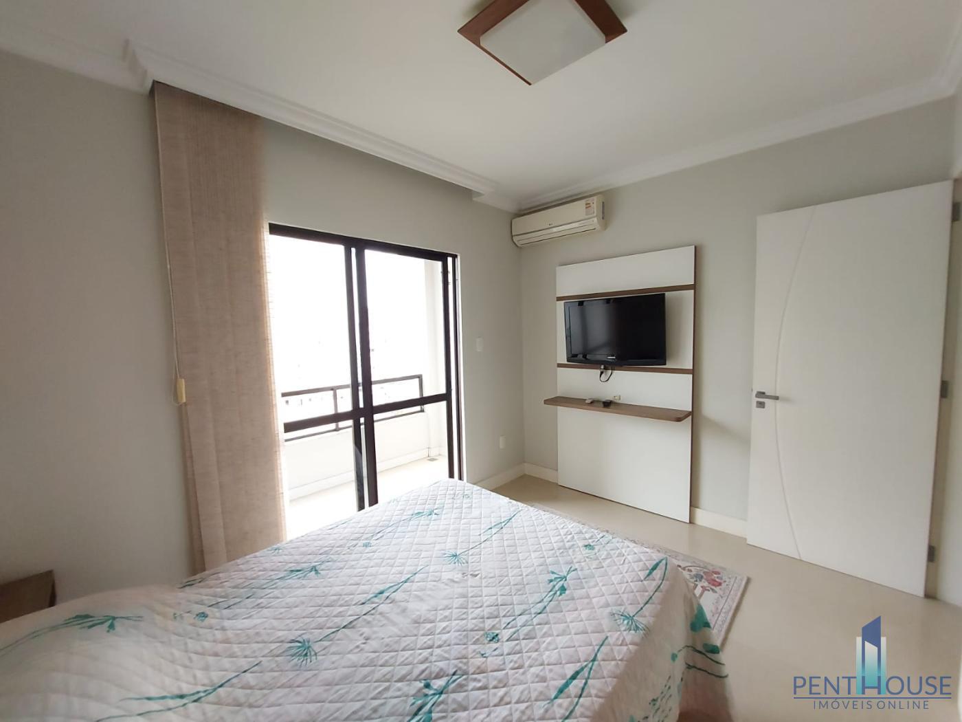 Apartamento à venda com 4 quartos, 135m² - Foto 18