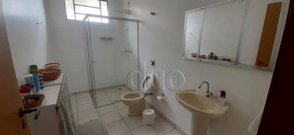 Chácara à venda com 4 quartos, 240m² - Foto 18