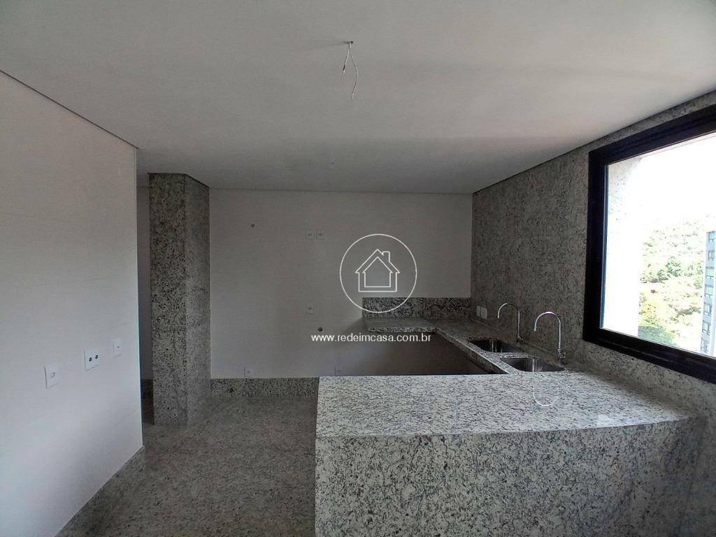 Apartamento à venda com 4 quartos, 186m² - Foto 22