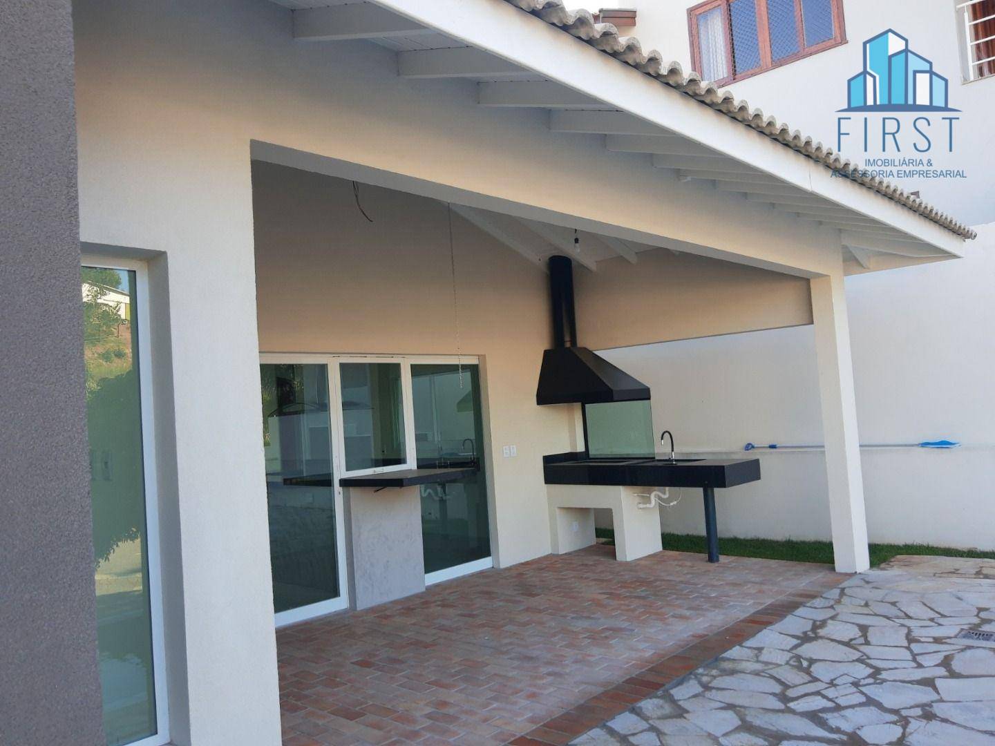 Casa à venda com 3 quartos, 208m² - Foto 12