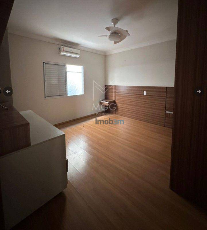 Casa de Condomínio para alugar com 3 quartos, 190m² - Foto 12