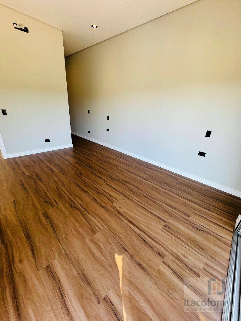 Casa de Condomínio à venda com 3 quartos, 265m² - Foto 33