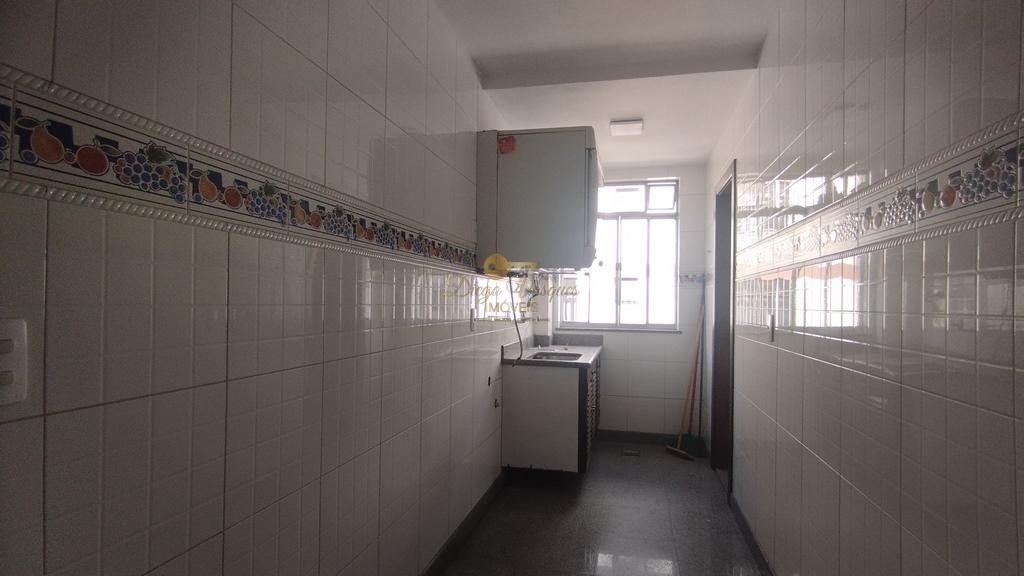 Apartamento à venda com 3 quartos, 131m² - Foto 11