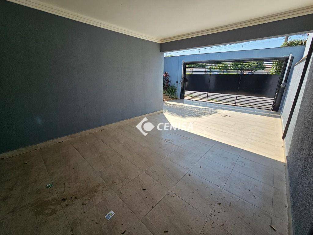 Casa à venda e aluguel com 3 quartos, 153m² - Foto 4