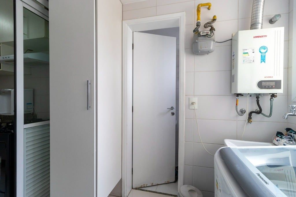 Apartamento à venda com 3 quartos, 94m² - Foto 4