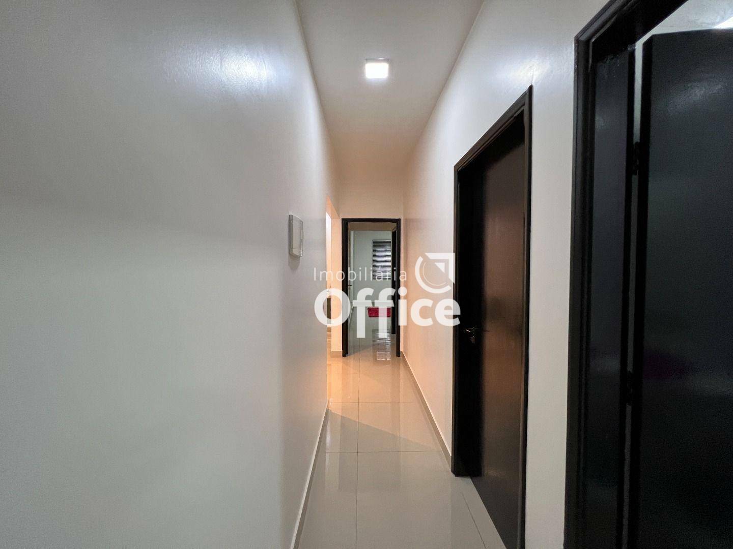 Casa à venda com 3 quartos, 220m² - Foto 18