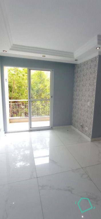 Apartamento para alugar com 2 quartos, 55m² - Foto 2