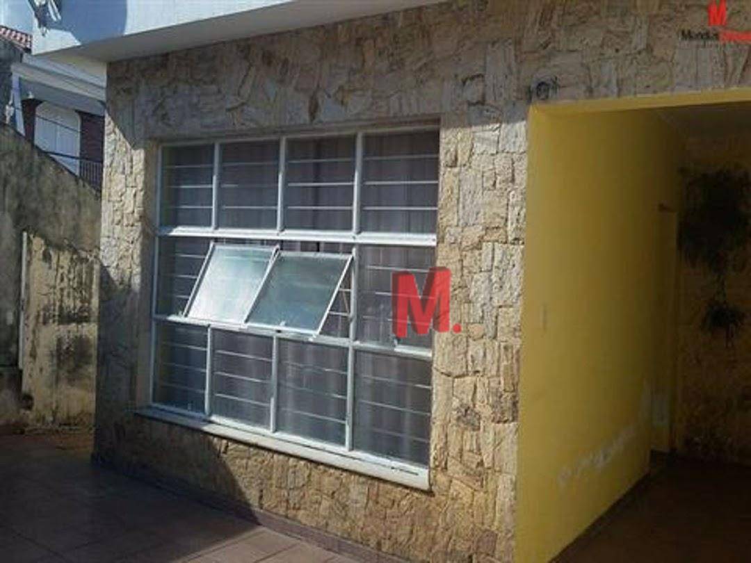 Casa à venda com 3 quartos, 180m² - Foto 1