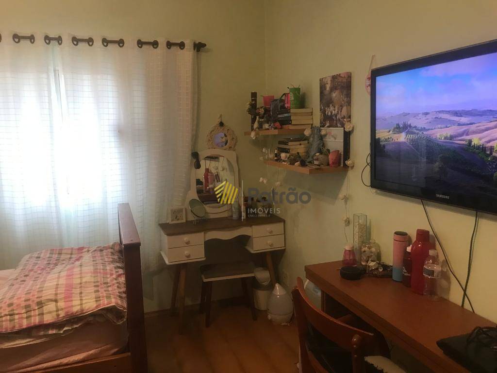 Sobrado à venda com 2 quartos, 136m² - Foto 2